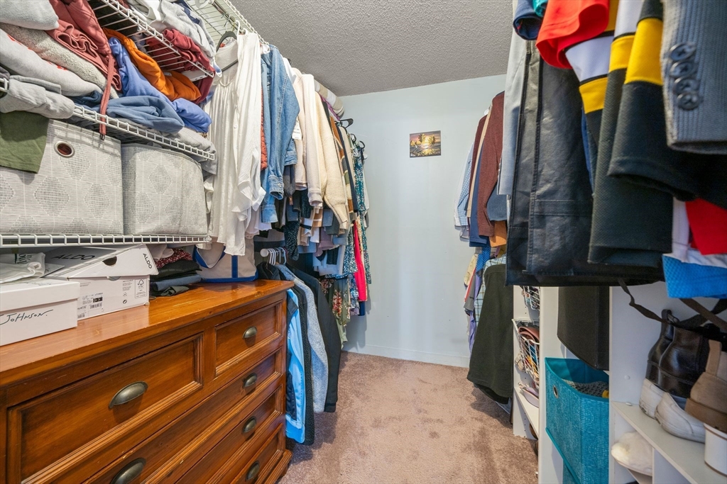 2011 Franklin Crossing Road, Unit 2011 Franklin, MA 02038 - Photo 6 of 36 Gallery Image 6