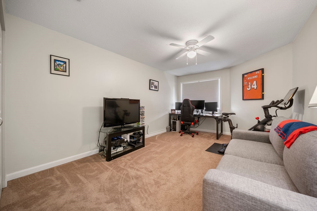 2011 Franklin Crossing Road, Unit 2011 Franklin, MA 02038 - Photo 9 of 36 Gallery Image 9