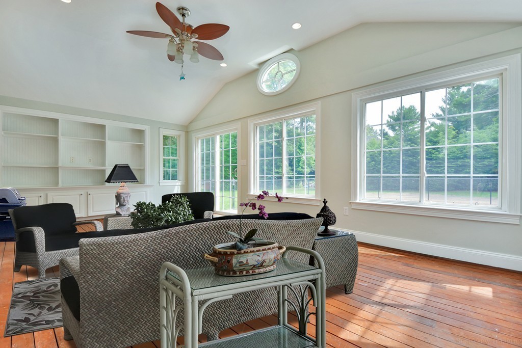 11 Reeves Road Bedford, MA 01730 - Photo 16 of 18 Gallery Image 16