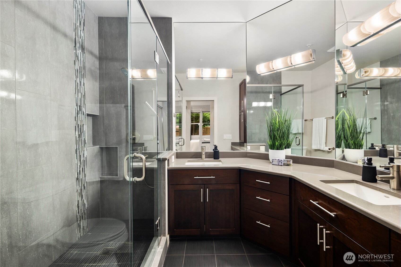 120 Newport Way Northwest, Unit 17 Issaquah, WA 98027 - Photo 19 of 34