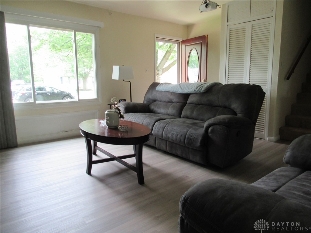 4083 Klepinger Road Dayton, OH 45416 - Photo 10 of 35 Gallery Image 10