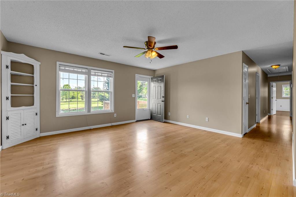 141 Sain Road Mocksville, NC 27028 - Photo 11 of 41 Gallery Image 11