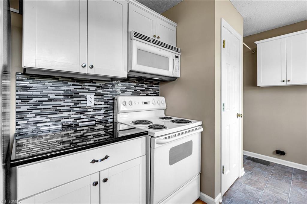 141 Sain Road Mocksville, NC 27028 - Photo 7 of 41 Gallery Image 7