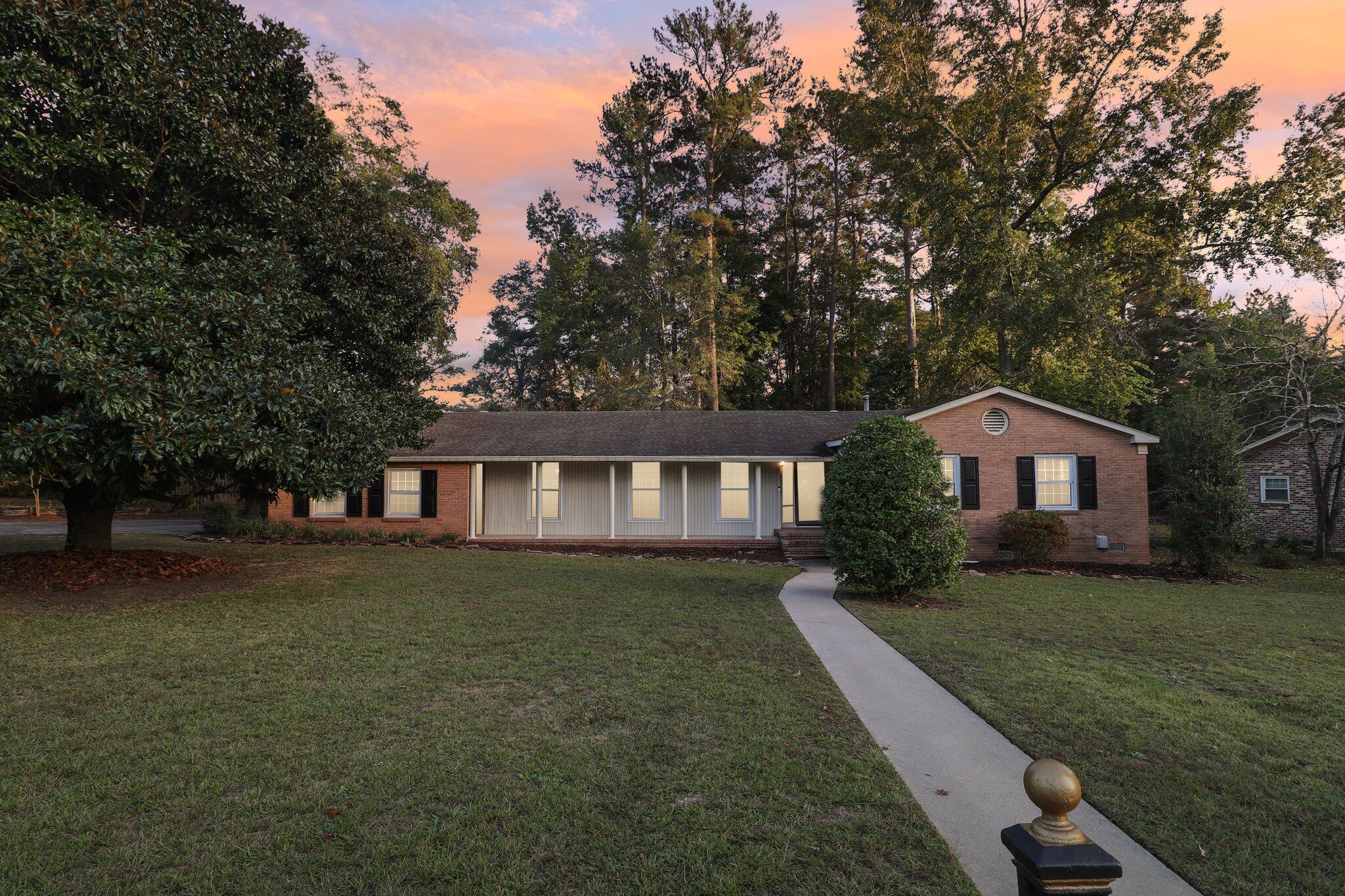 149 Rutledge Avenue Orangeburg, SC 29115 - Photo 6 of 40 1-web-or-mls-VT-1