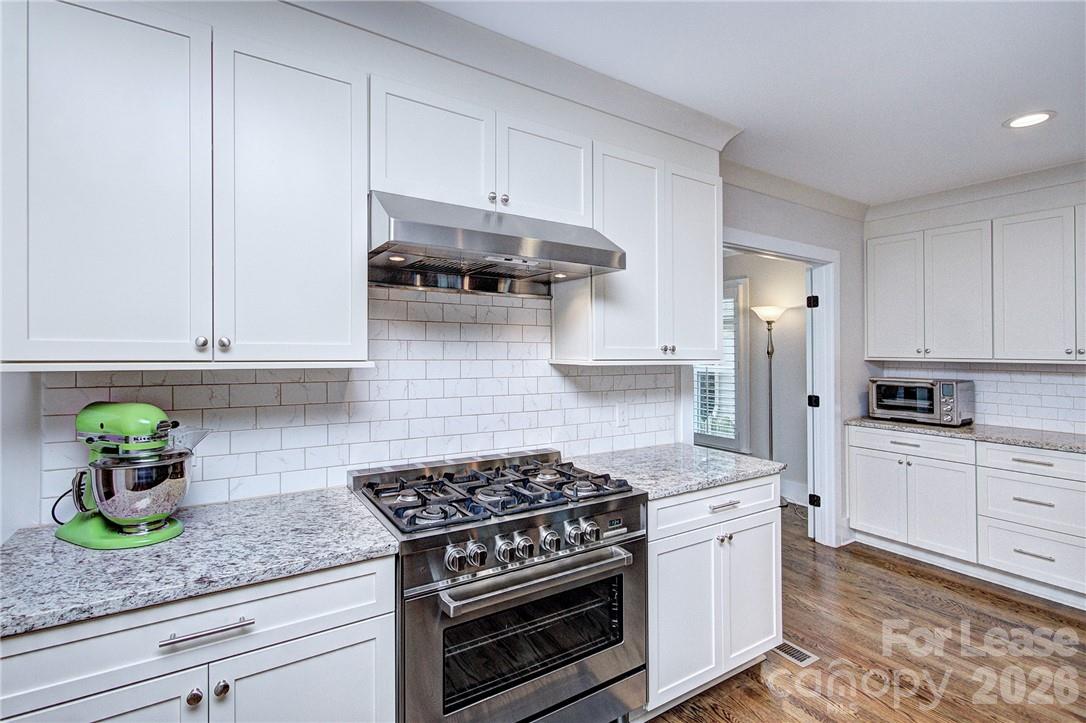 3215 Cambridge Road Charlotte, NC 28209 - Photo 12 of 28