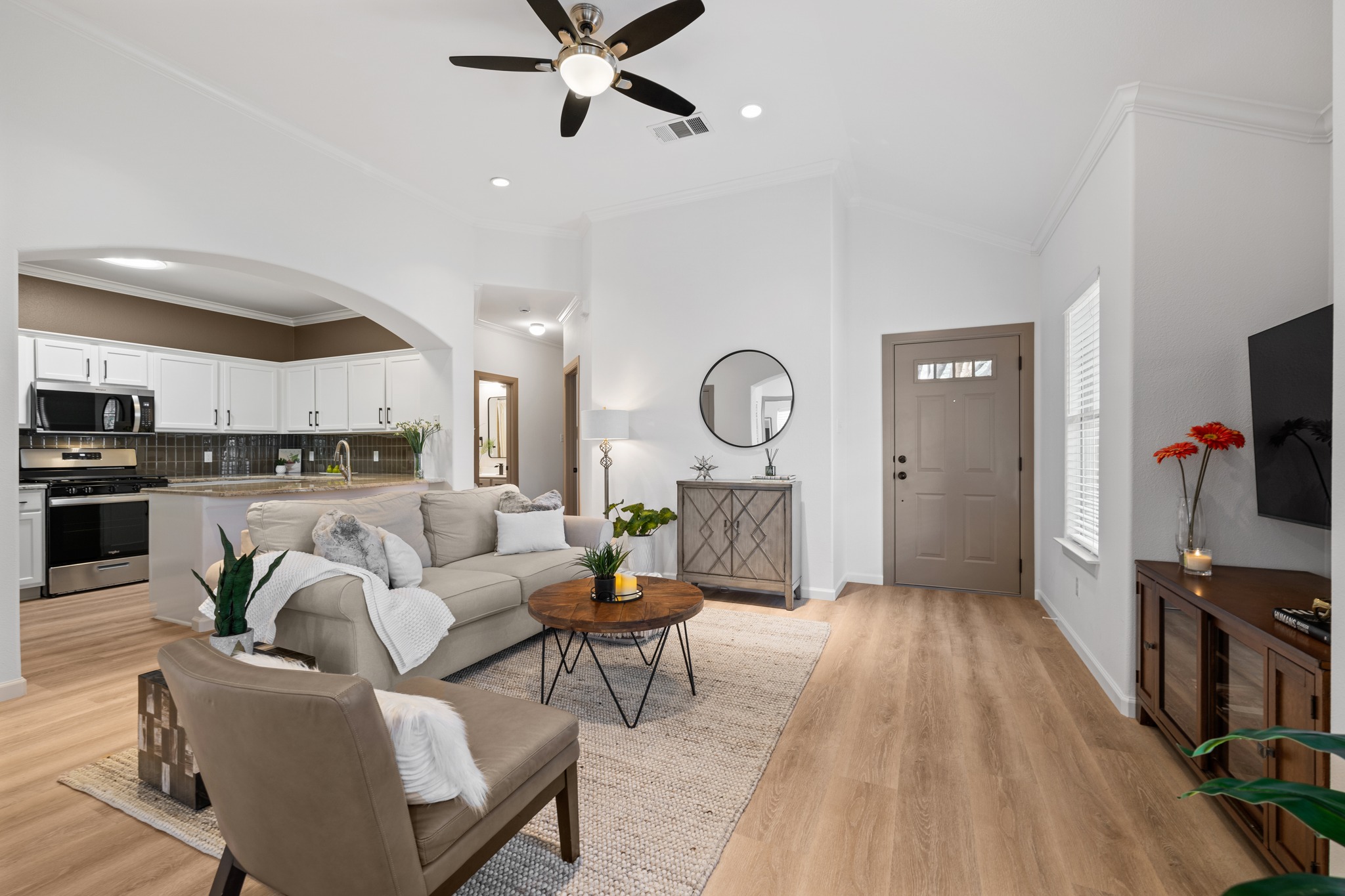 6801 Beckett Road, Unit 106L Austin, TX 78749 - Photo 12 of 34
