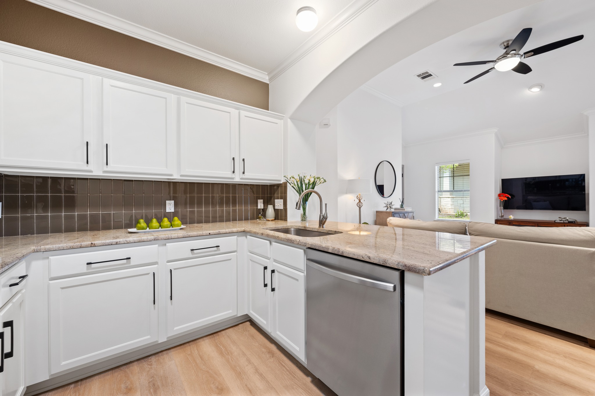 6801 Beckett Road, Unit 106L Austin, TX 78749 - Photo 14 of 34