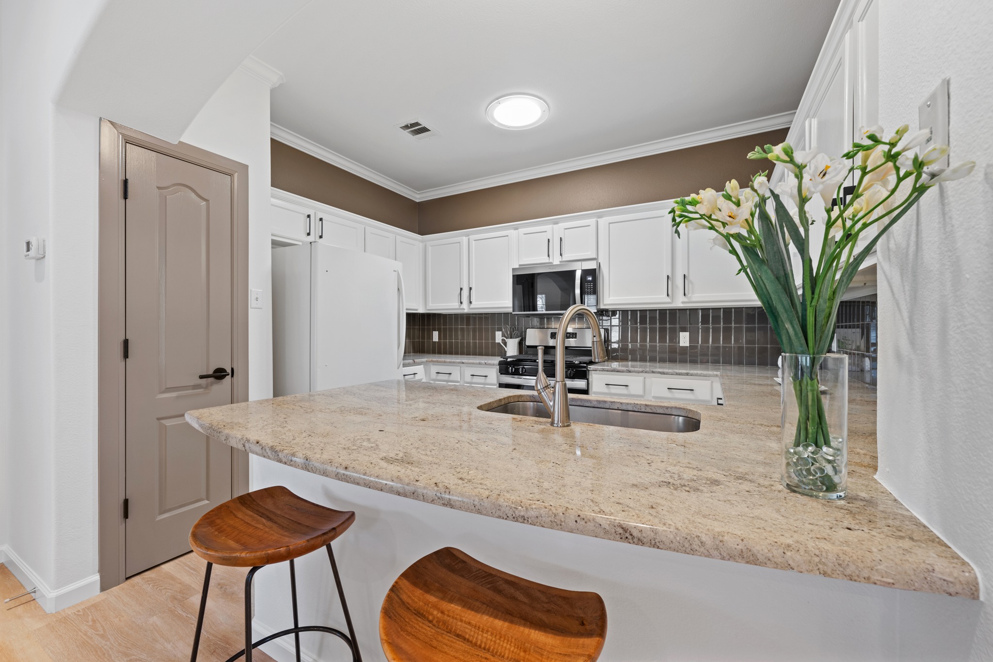 6801 Beckett Road, Unit 106L Austin, TX 78749 - Photo 15 of 34