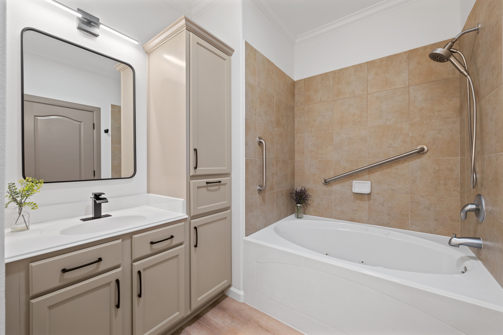 6801 Beckett Road, Unit 106L Austin, TX 78749 - Photo 31 of 34