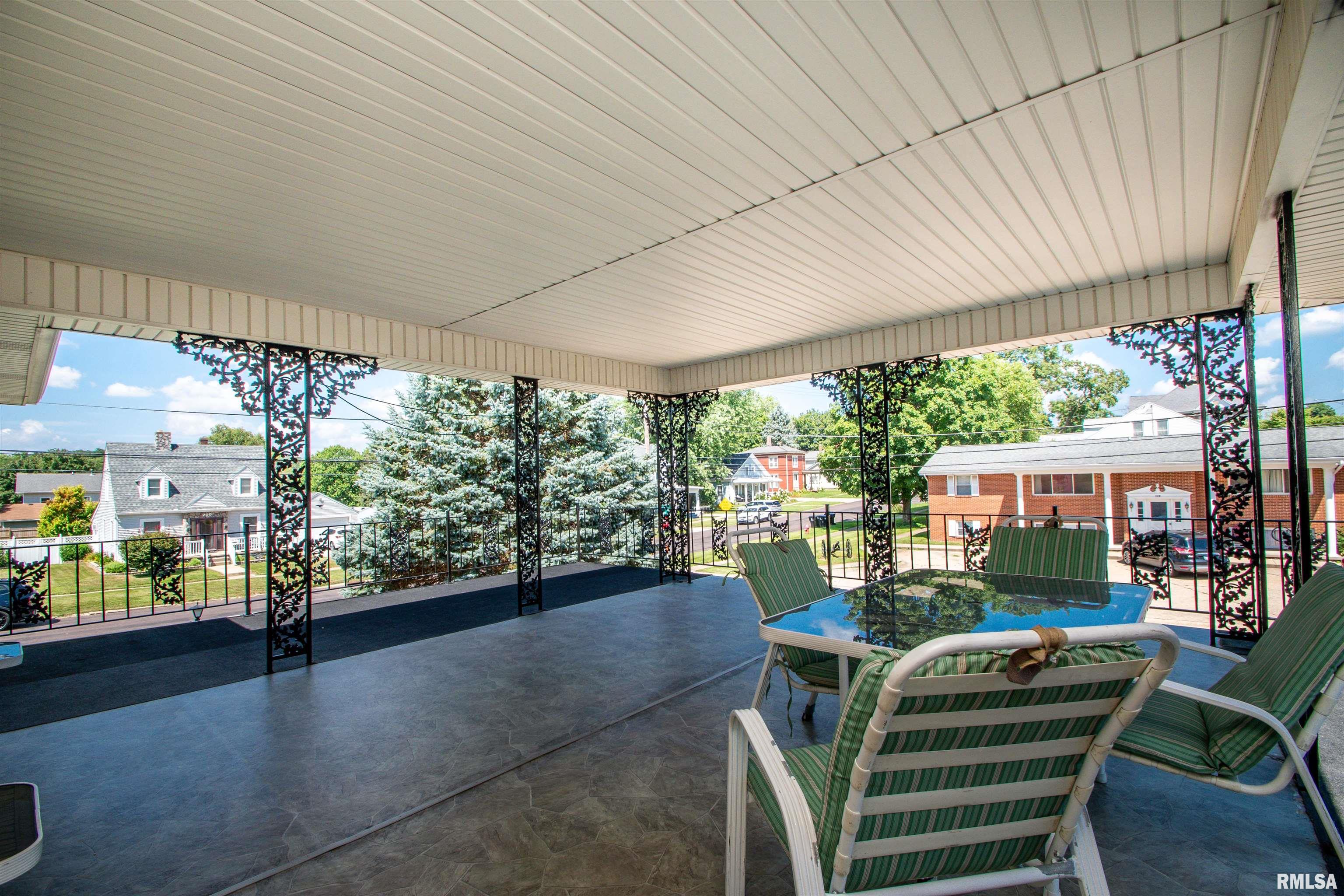 201-203 South Market Street Washington, IL 61571 - Photo 20 of 70