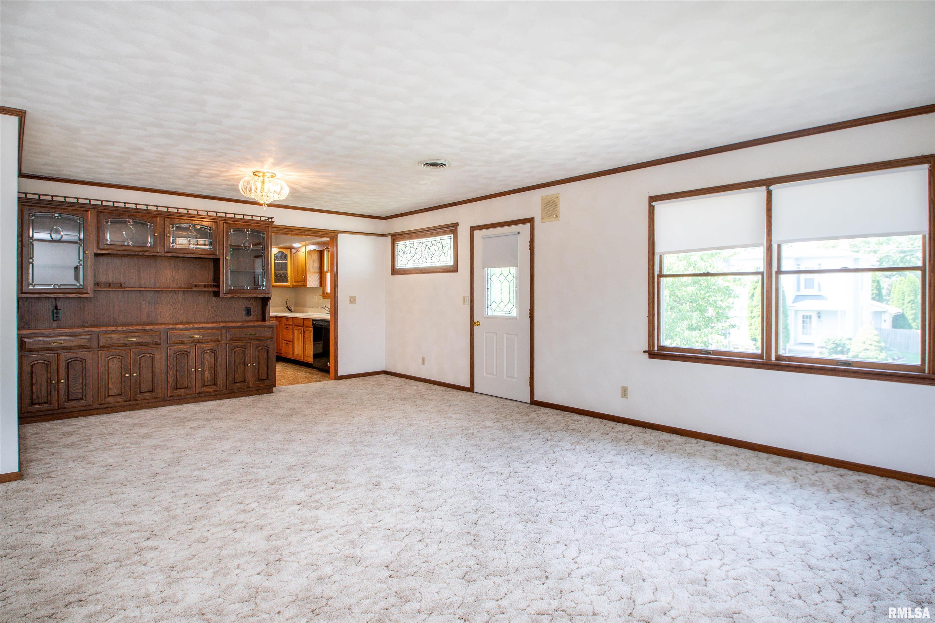 201-203 South Market Street Washington, IL 61571 - Photo 21 of 70