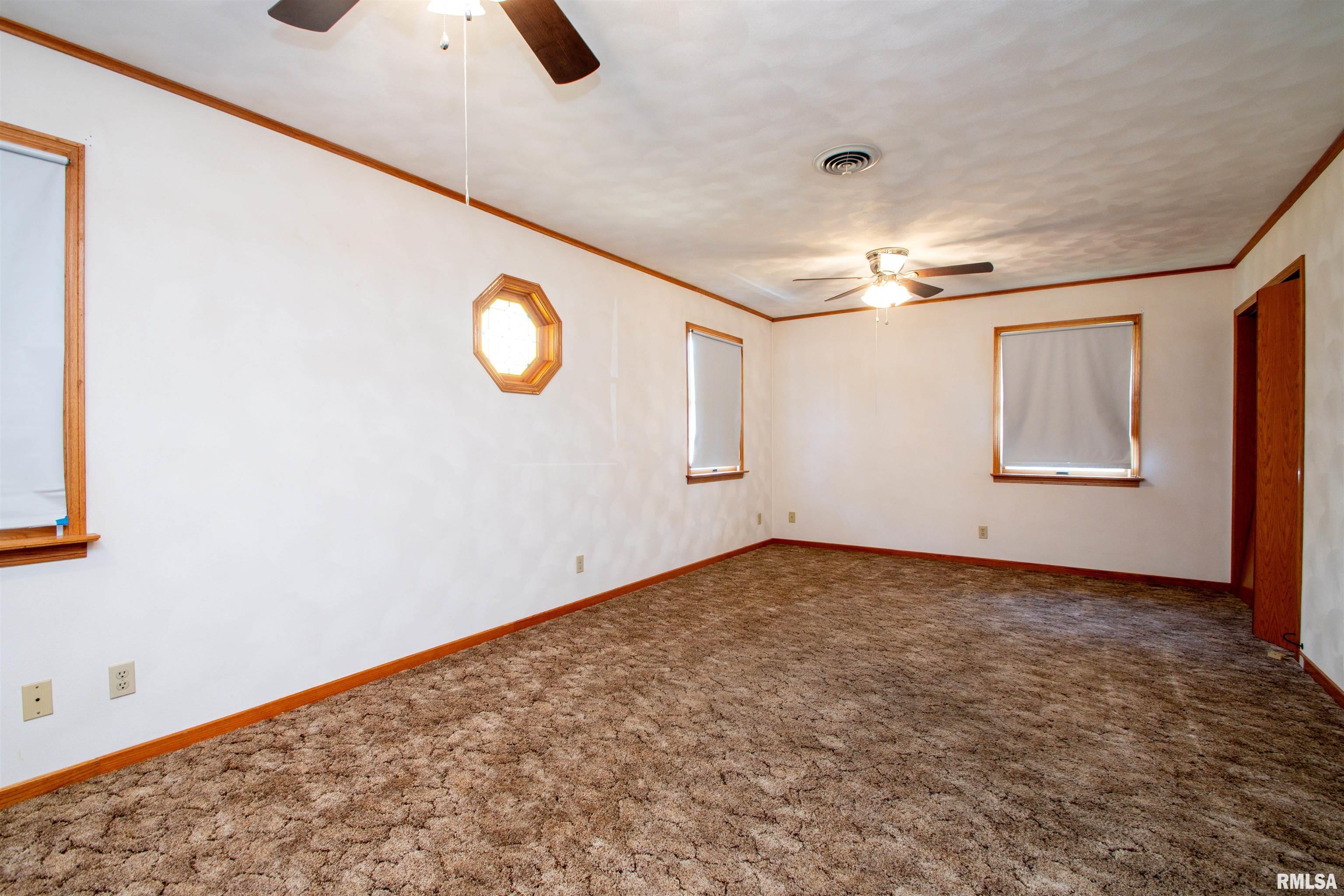 201-203 South Market Street Washington, IL 61571 - Photo 35 of 70