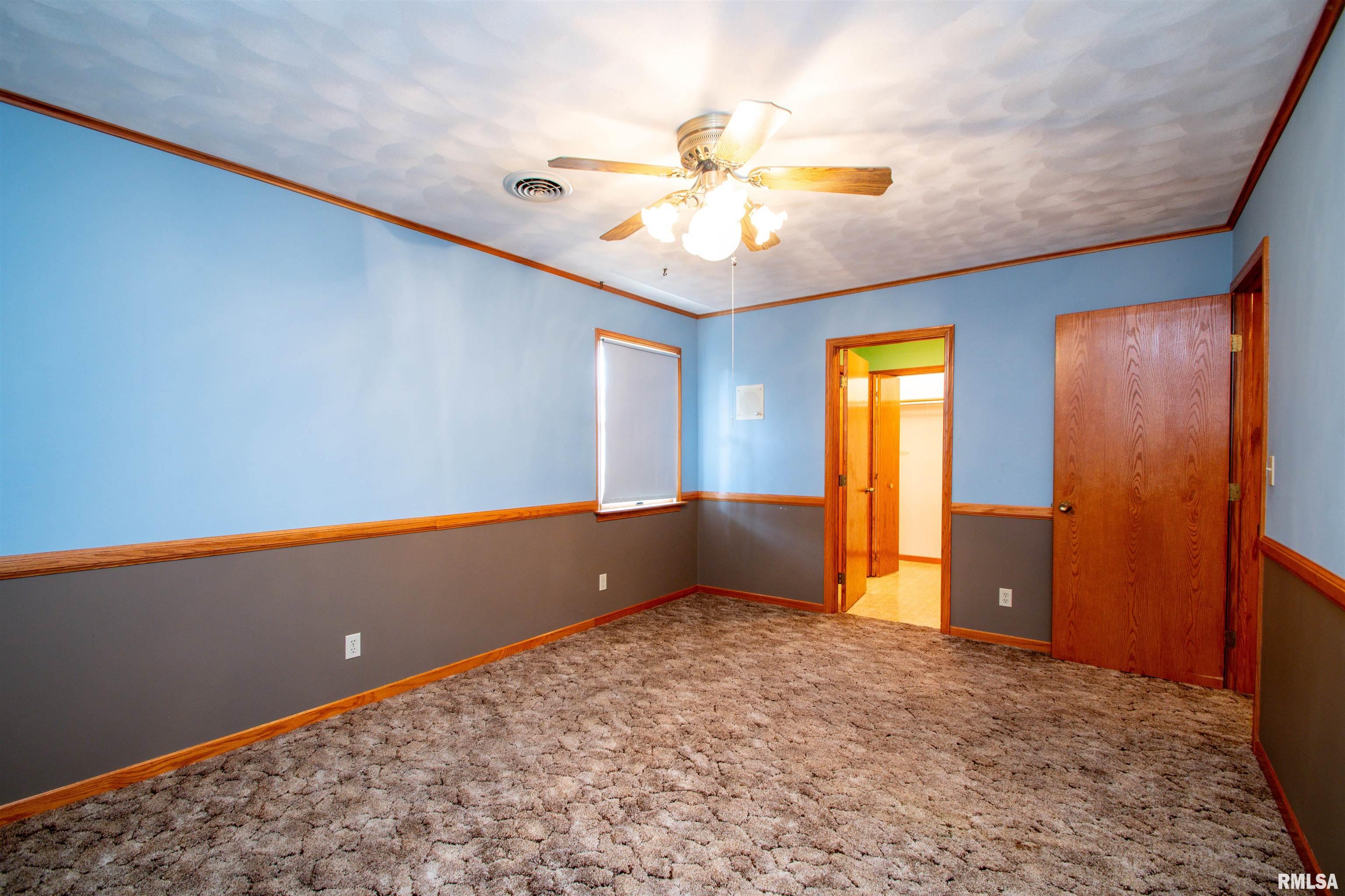 201-203 South Market Street Washington, IL 61571 - Photo 38 of 70