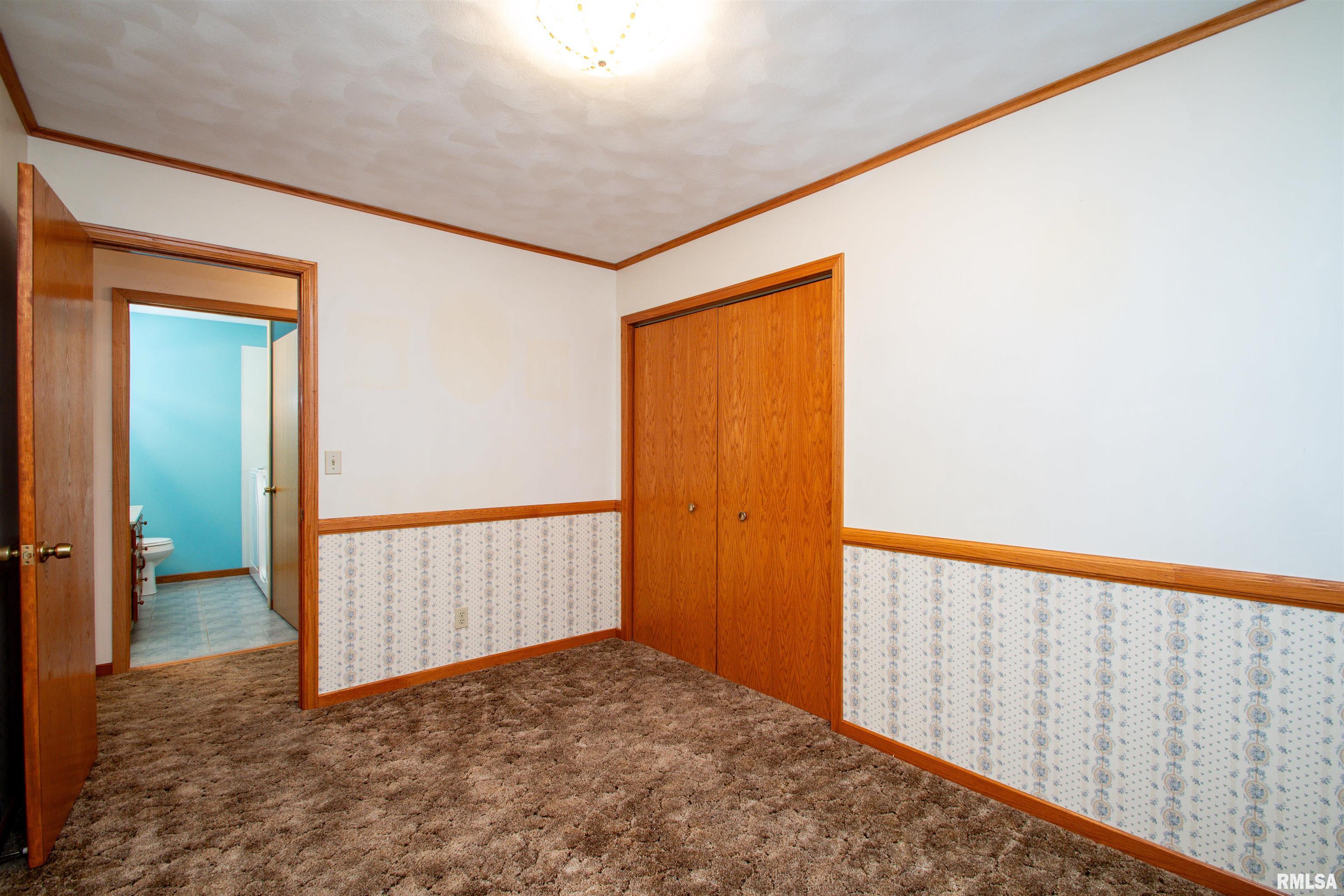 201-203 South Market Street Washington, IL 61571 - Photo 40 of 70