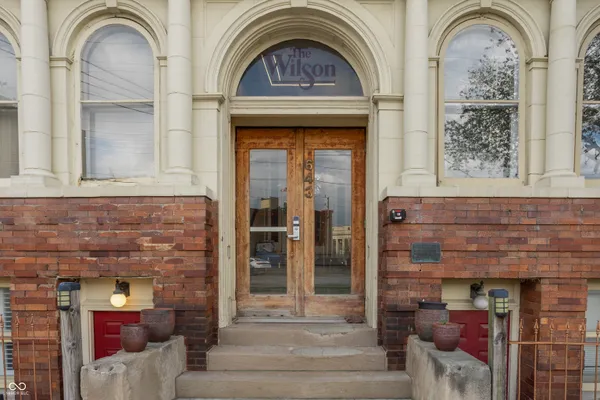 $225,000 | 643 Fort Wayne Avenue, Unit H, Indianapolis, IN 46204