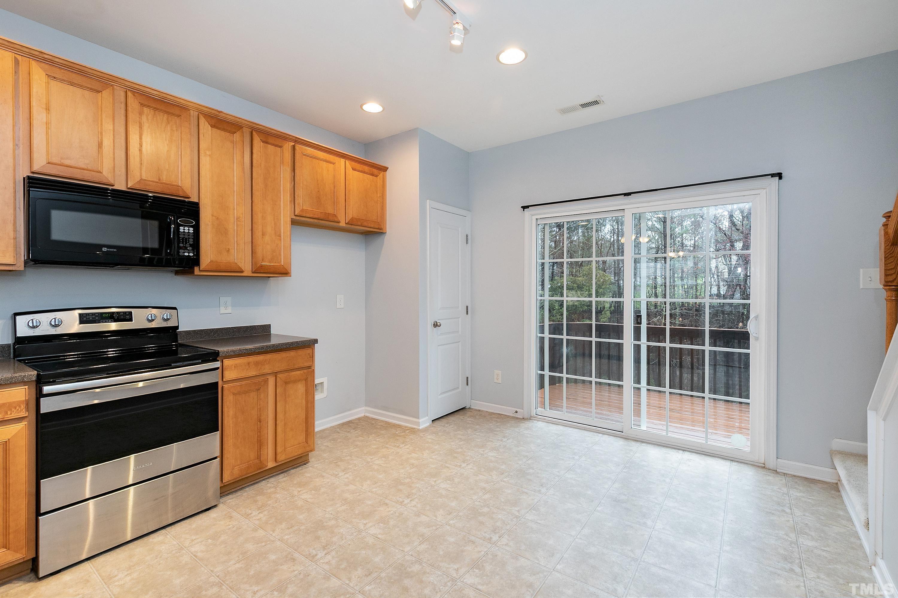 7631 Winners Edge Street Raleigh, NC 27617 - Photo 14 of 40 Gallery Image 14