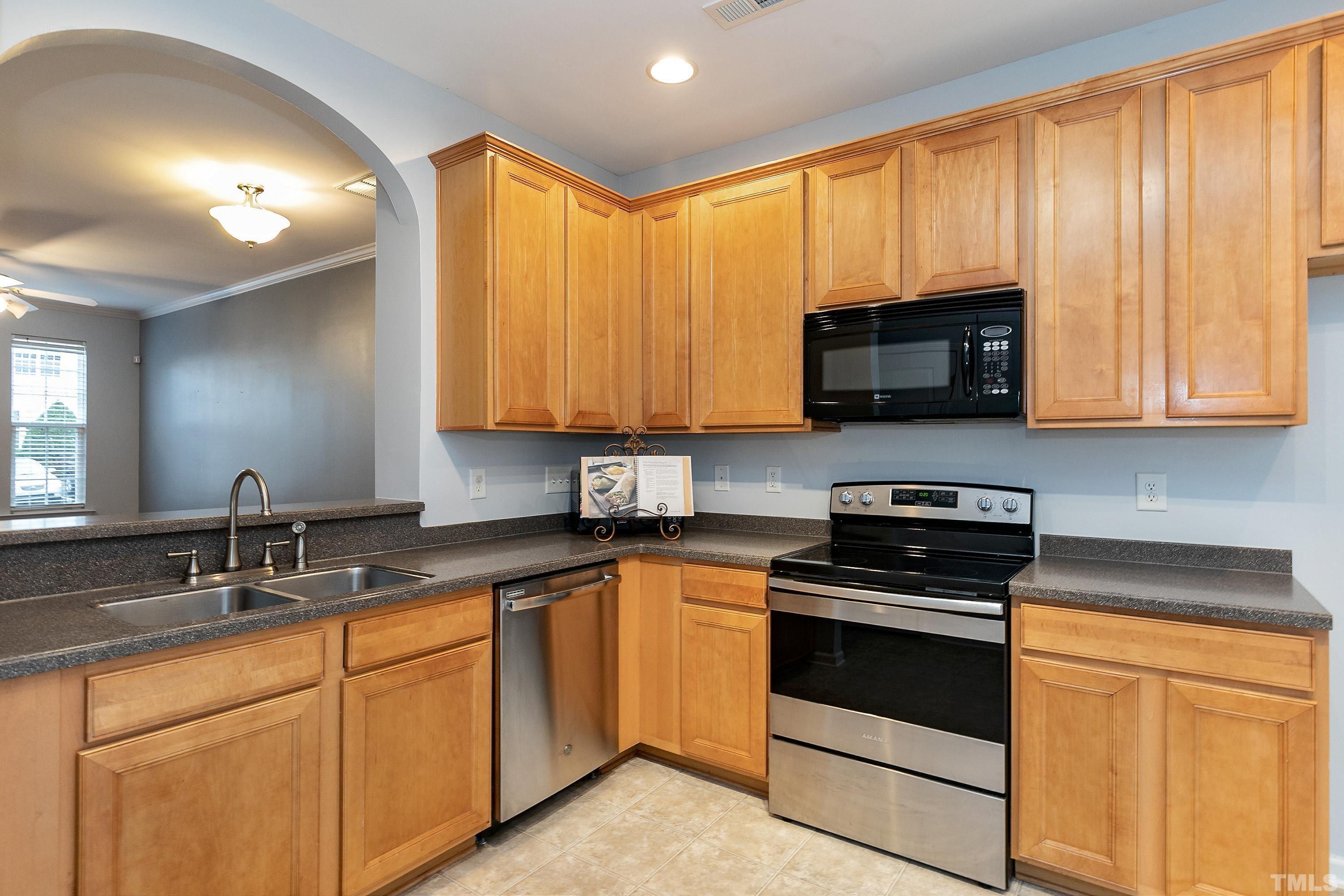 7631 Winners Edge Street Raleigh, NC 27617 - Photo 10 of 40 Gallery Image 10