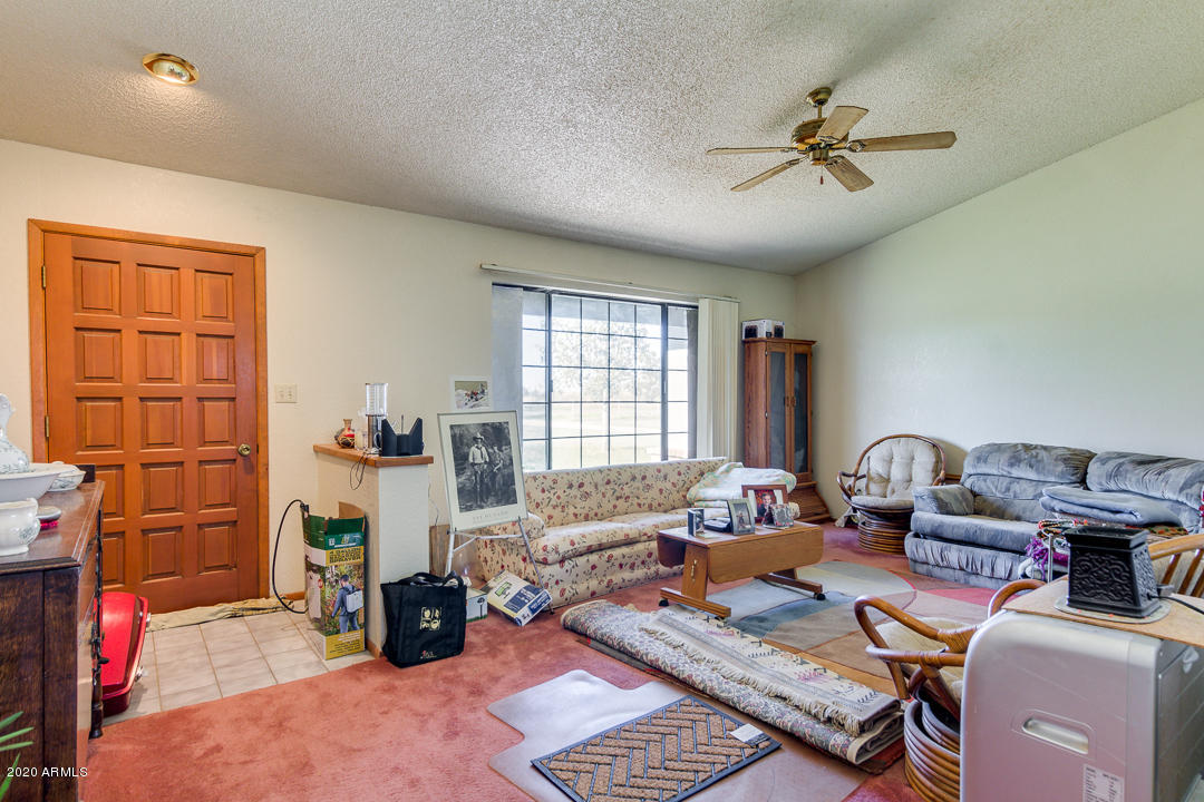 11053 North Warren Road Maricopa, AZ 85139 - Photo 8 of 49 09-Warren