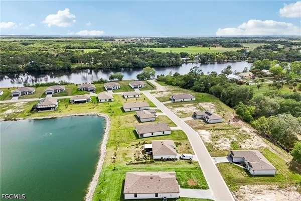 a picture of city view