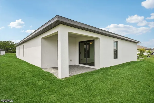 $399,900 | 861 General D MacArthur Avenue, LaBelle, FL 33935