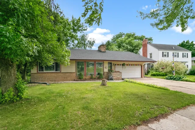 $595,000 | 4301 Odana Road, Madison, WI 53711