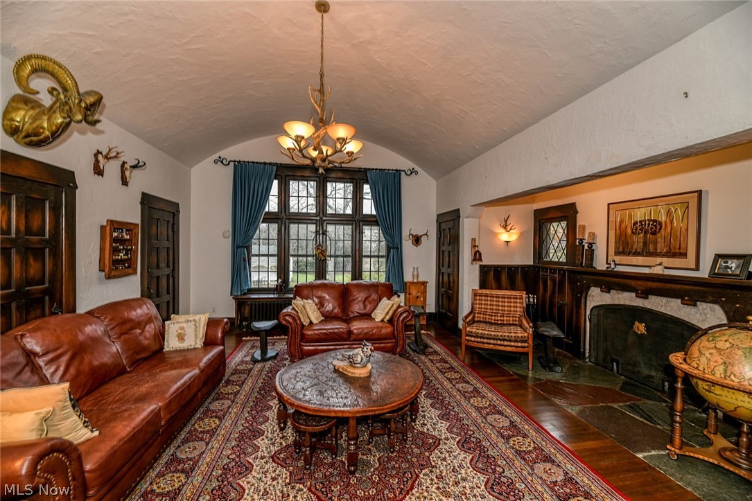 810 Merriman Road Akron, OH 44303 - Photo 17 of 35 Gallery Image 17