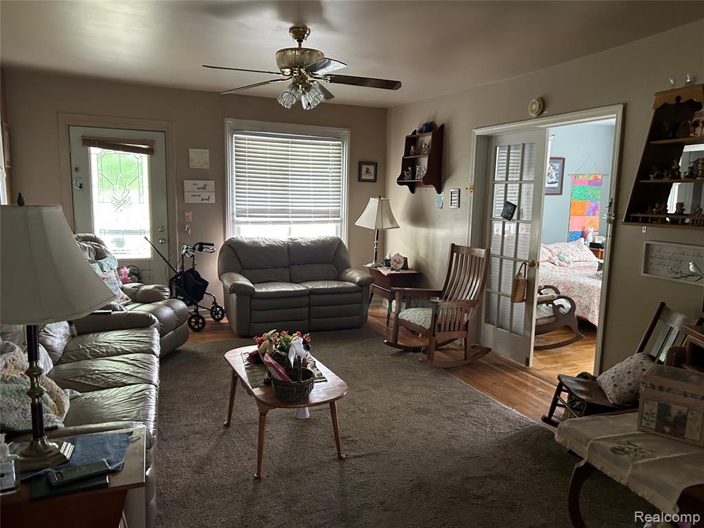 1429 East Caro Road Caro, MI 48723 - Photo 9 of 18