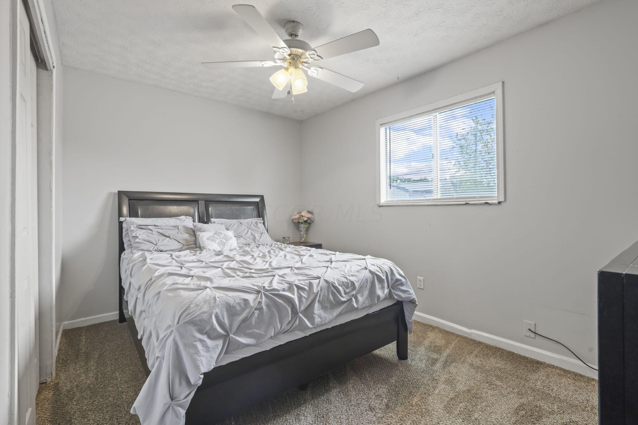 3267 Faycrest Road Columbus, OH 43232 - Photo 19 of 30 Master BR 1