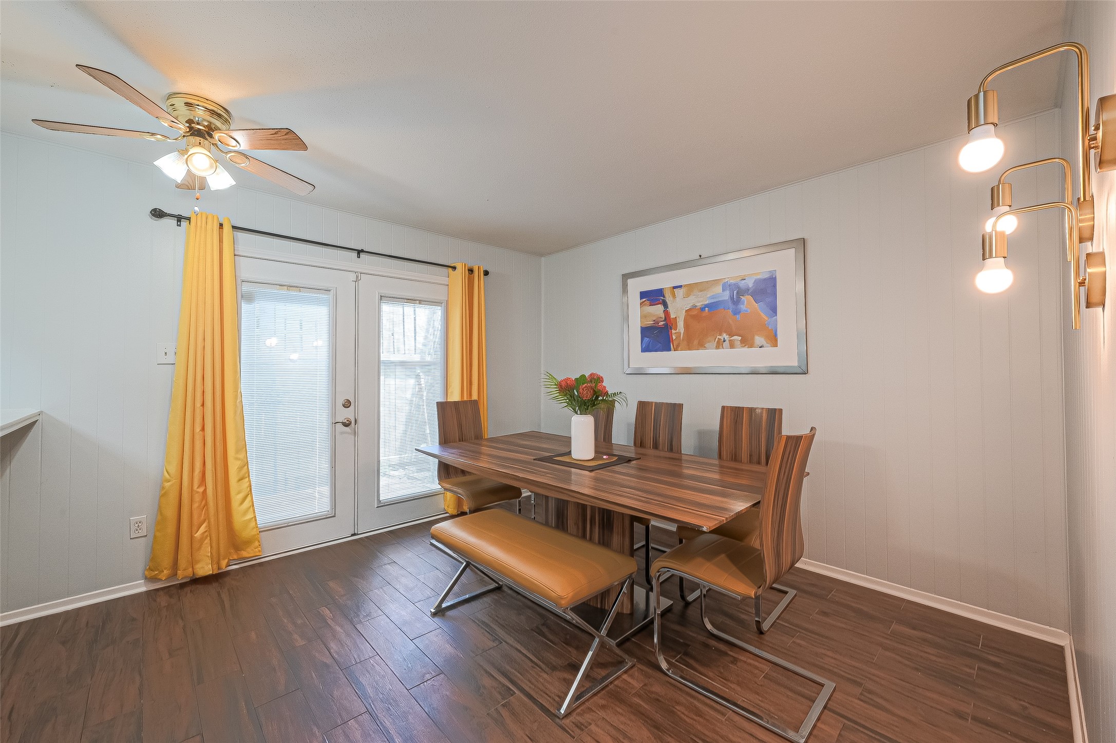 10188 Beekman Pl Drive Houston, TX 77043 - Photo 8 of 27