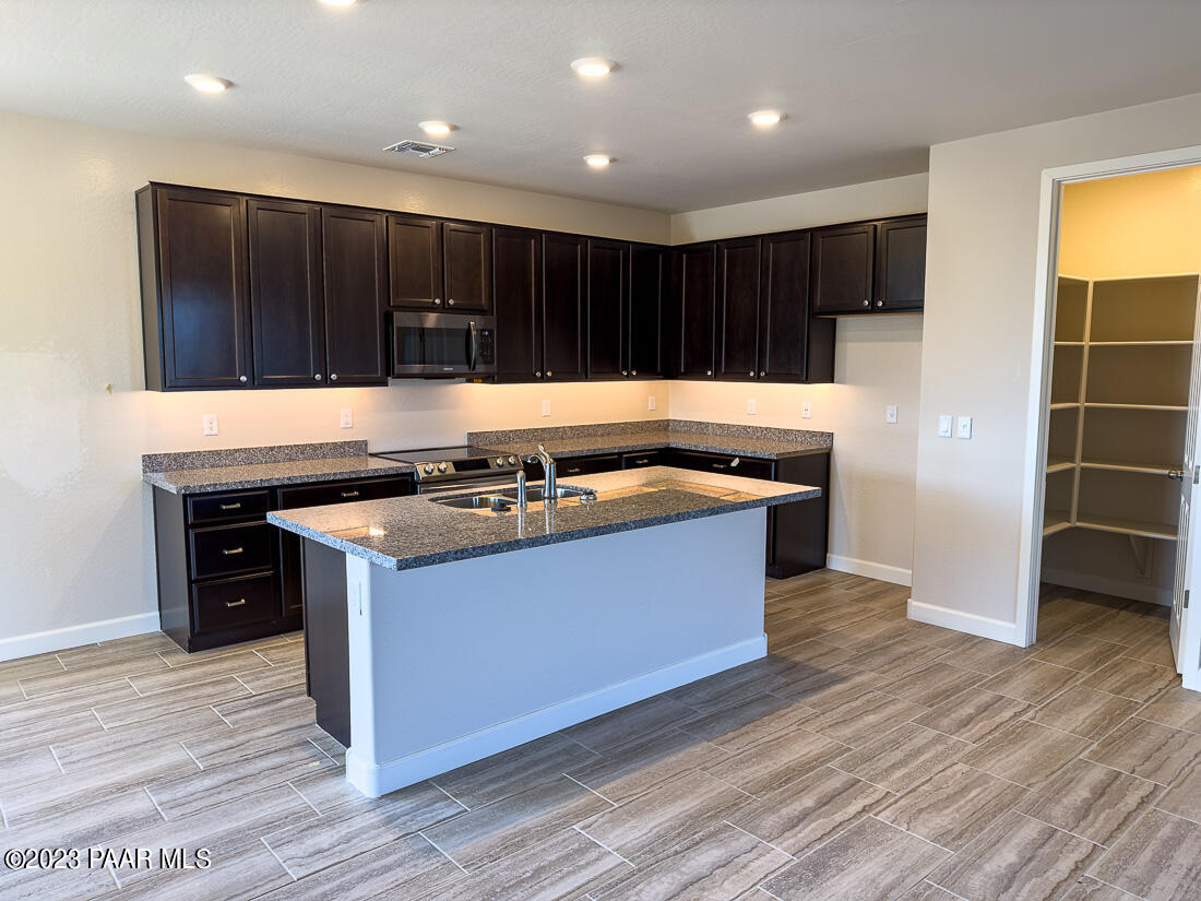 6165 North Compton Place Rimrock, AZ 86335 - Photo 4 of 26 BCP-88-4