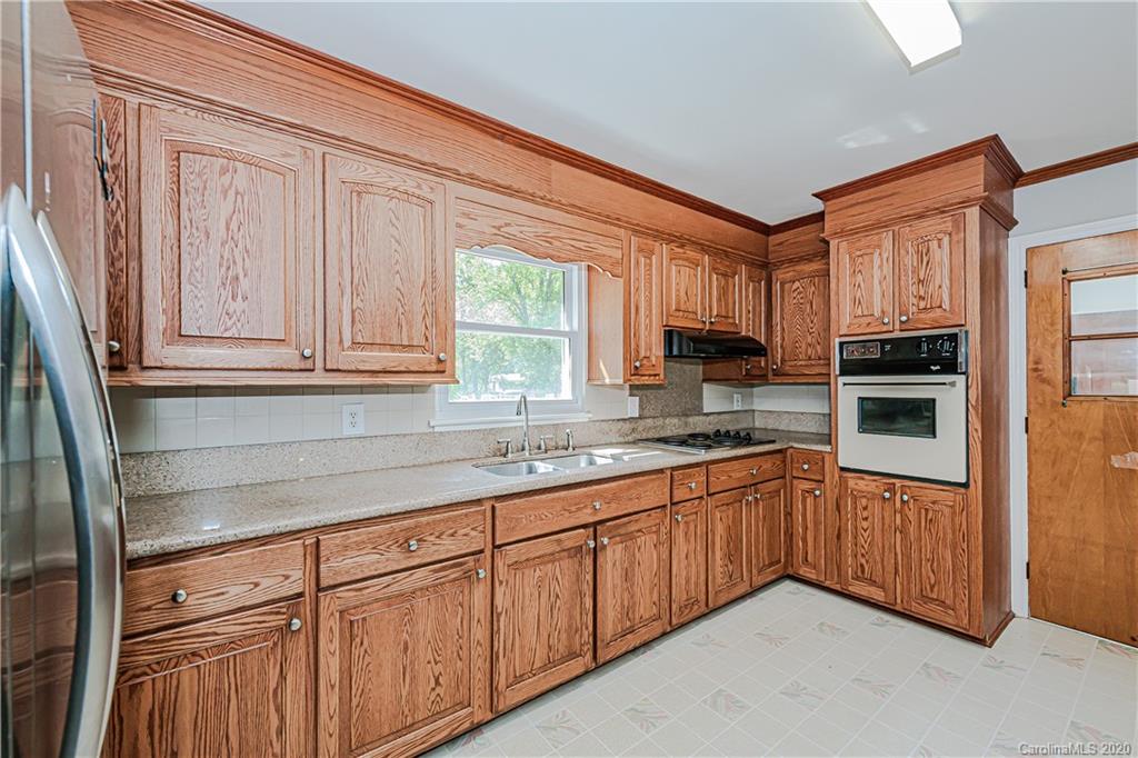 7222 Monroe Road Charlotte, NC 28212 - Photo 16 of 34 Gallery Image 16