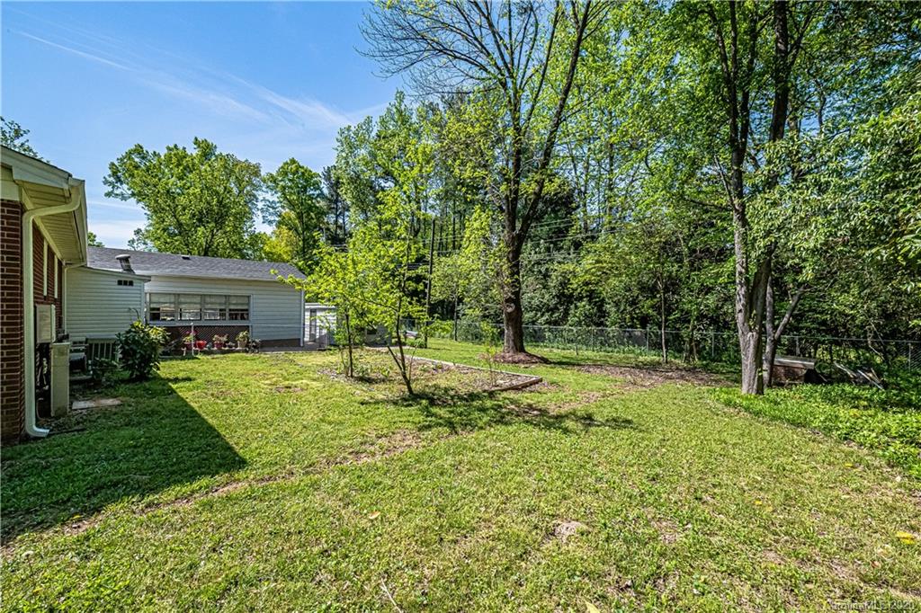 7222 Monroe Road Charlotte, NC 28212 - Photo 28 of 34 Gallery Image 28