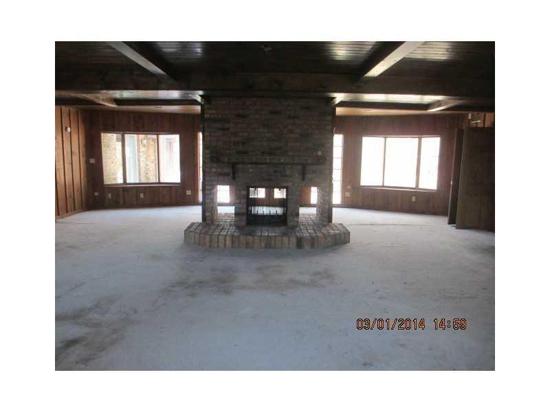 425 Sylvan Road Anderson, IN 46012 - Photo 4 of 15 Gallery Image 4
