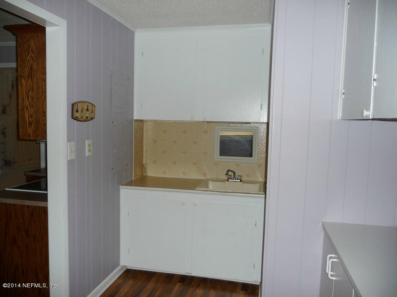 116 Stack Avenue Interlachen, FL 32148 - Photo 25 of 35 storage area