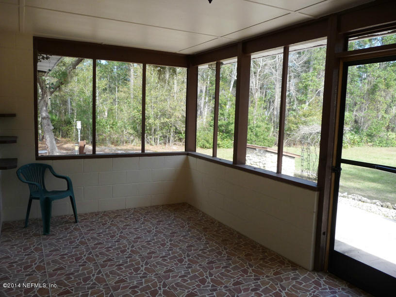 116 Stack Avenue Interlachen, FL 32148 - Photo 27 of 35 screened porch
