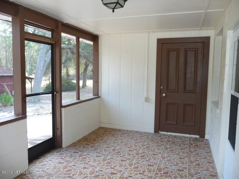 116 Stack Avenue Interlachen, FL 32148 - Photo 28 of 35 screened porch