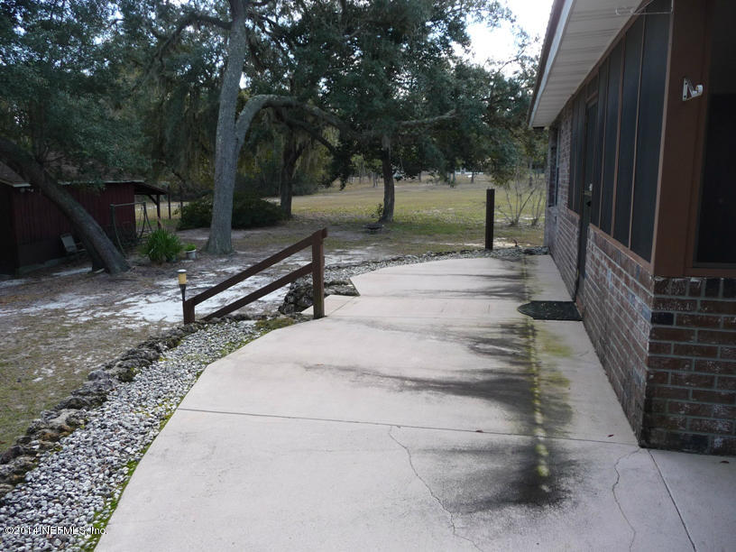 116 Stack Avenue Interlachen, FL 32148 - Photo 29 of 35 patio