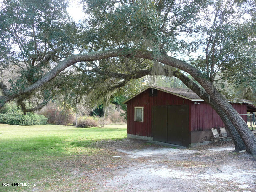 116 Stack Avenue Interlachen, FL 32148 - Photo 4 of 35 workshop