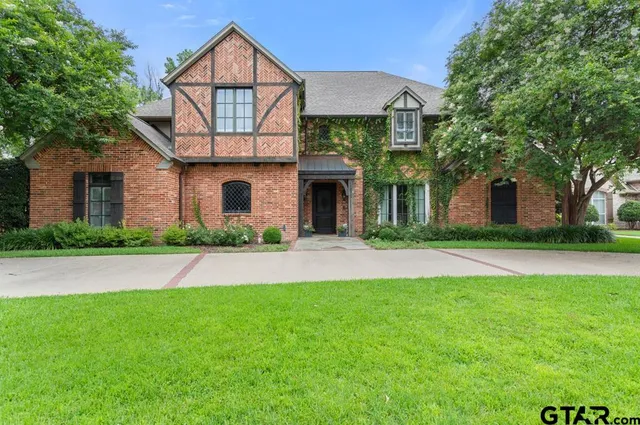 $1,246,080 | 2202 Woodlands Drive, Tyler, TX 75703