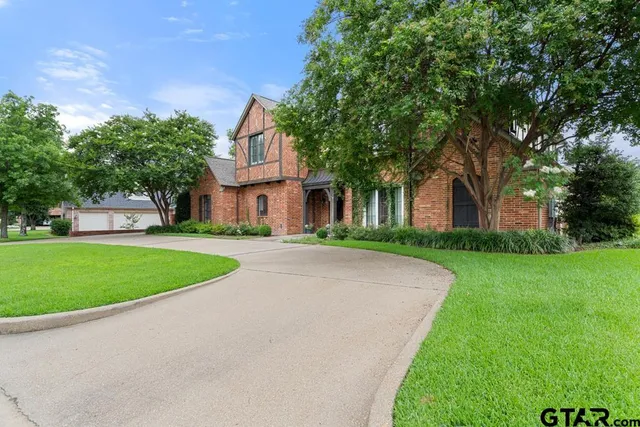 $1,246,080 | 2202 Woodlands Drive, Tyler, TX 75703