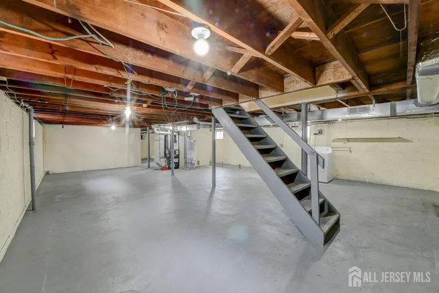 $650 | 157 Cooper Avenue, Iselin, NJ 08830