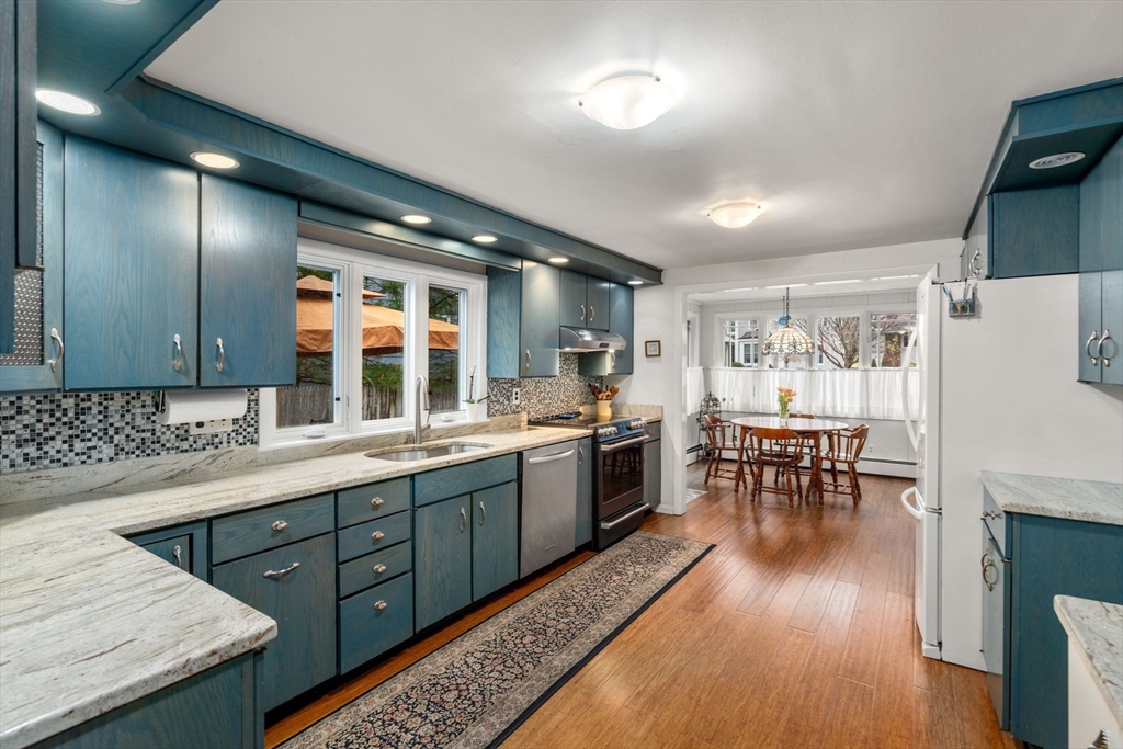 40 Tanglewood Road Needham, MA 02494 - Photo 8 of 26
