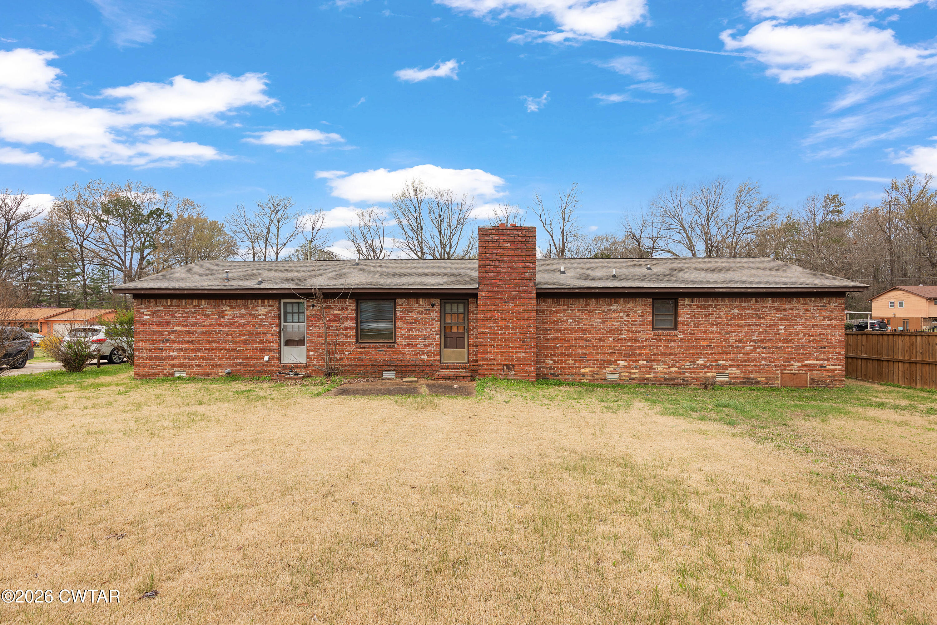 88 Cherokee Drive Jackson, TN 38301 - Photo 3 of 17 a view of a house with a patio