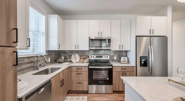 $1,967 | 16200 Bridgeland High School Drive, Unit 1411, Cypress, TX 77433