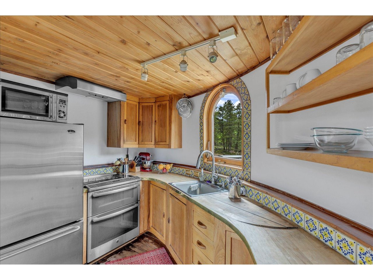 404 Porter Ranch Road Nederland, CO 80466 - Photo 9 of 36 upper level kitchen