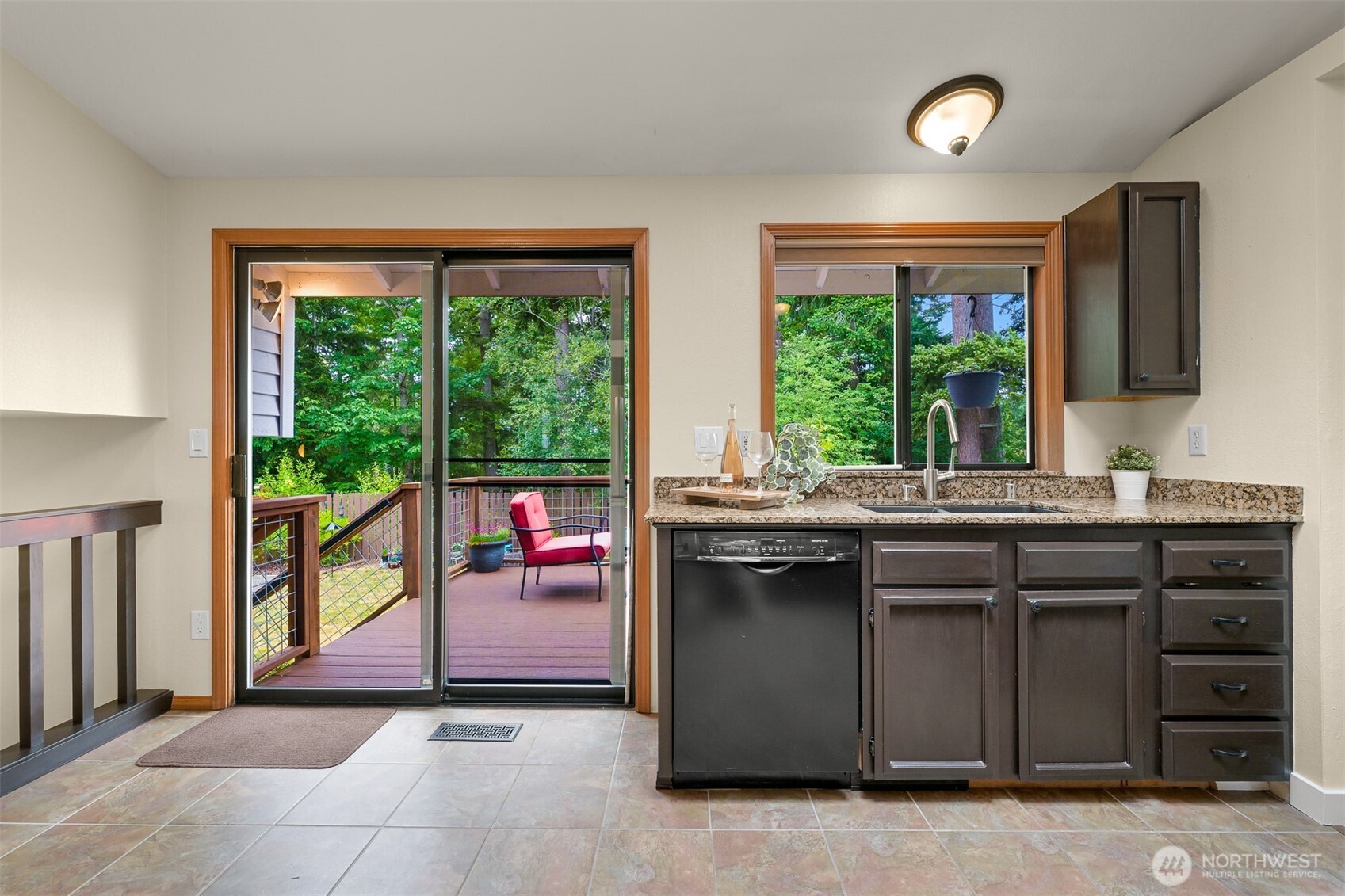 3808 Spring Coulee Road Bellingham, WA 98226 - Photo 12 of 38