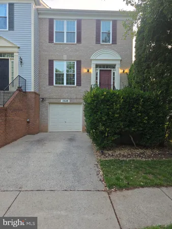 $3,800 | 10148 Vanderbilt Circle, Rockville, MD 20850