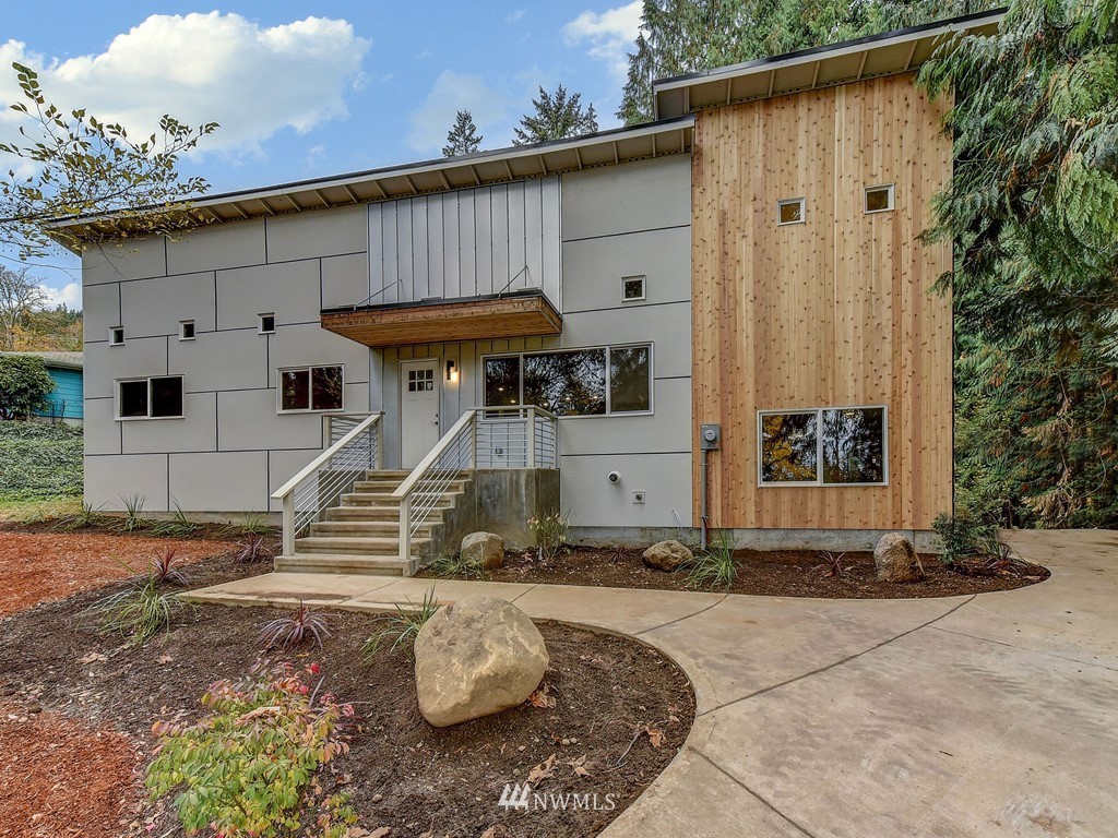 16514 Tiger Mountain Road Southeast Issaquah, WA 98027 - Photo 1 of 17 Gallery Image 1