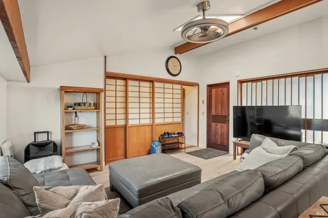 $1,800,000 | 32591 Ocean Meadows Circle, Fort Bragg, CA 95437