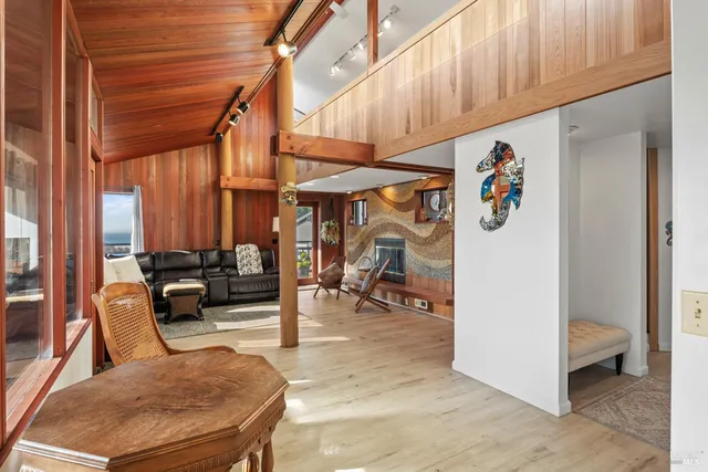 $1,800,000 | 32591 Ocean Meadows Circle, Fort Bragg, CA 95437